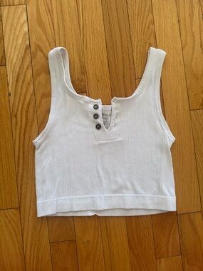 SWS Stretchy White Ribbed Crop Tank - Size Large**